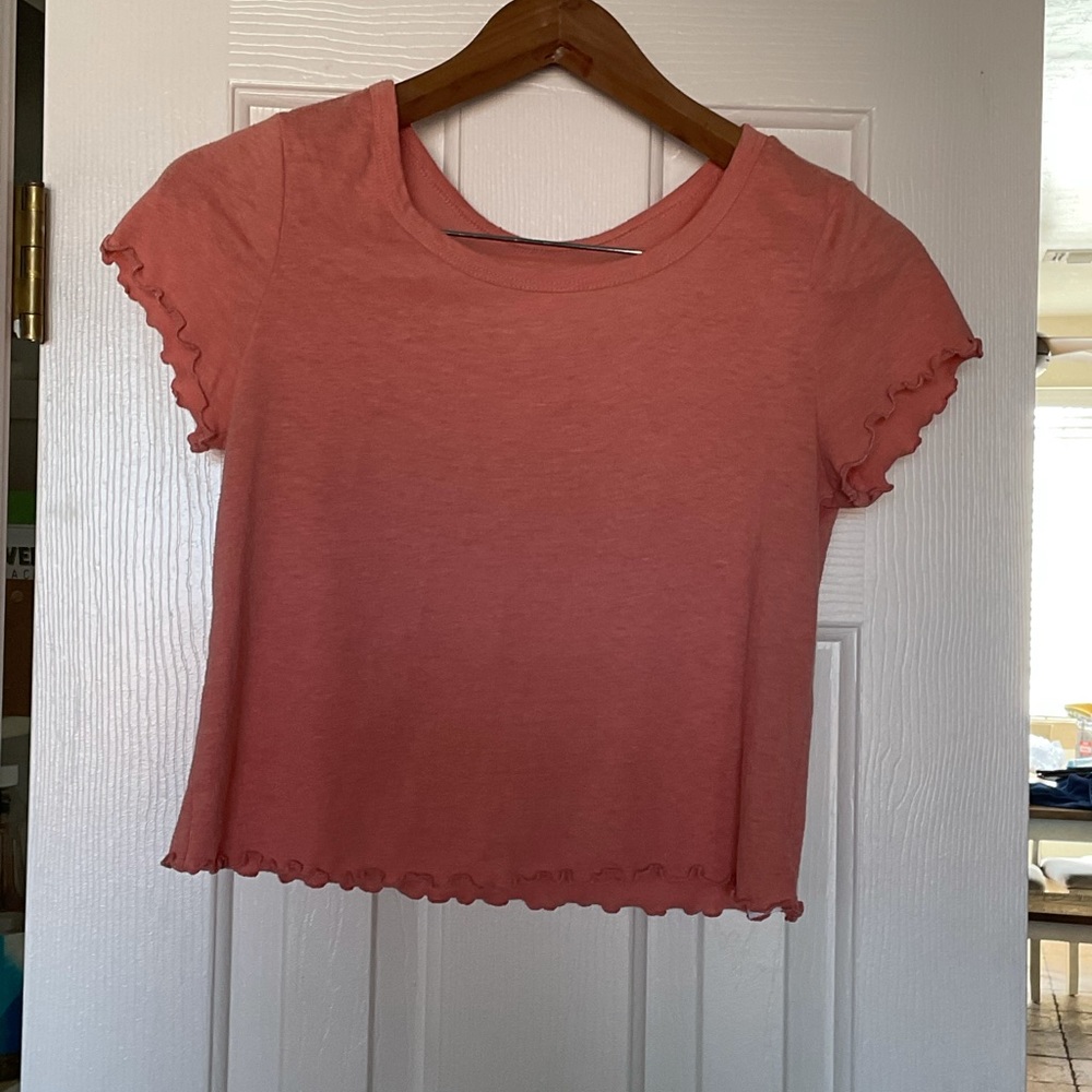 Scalloped edge peach crop top